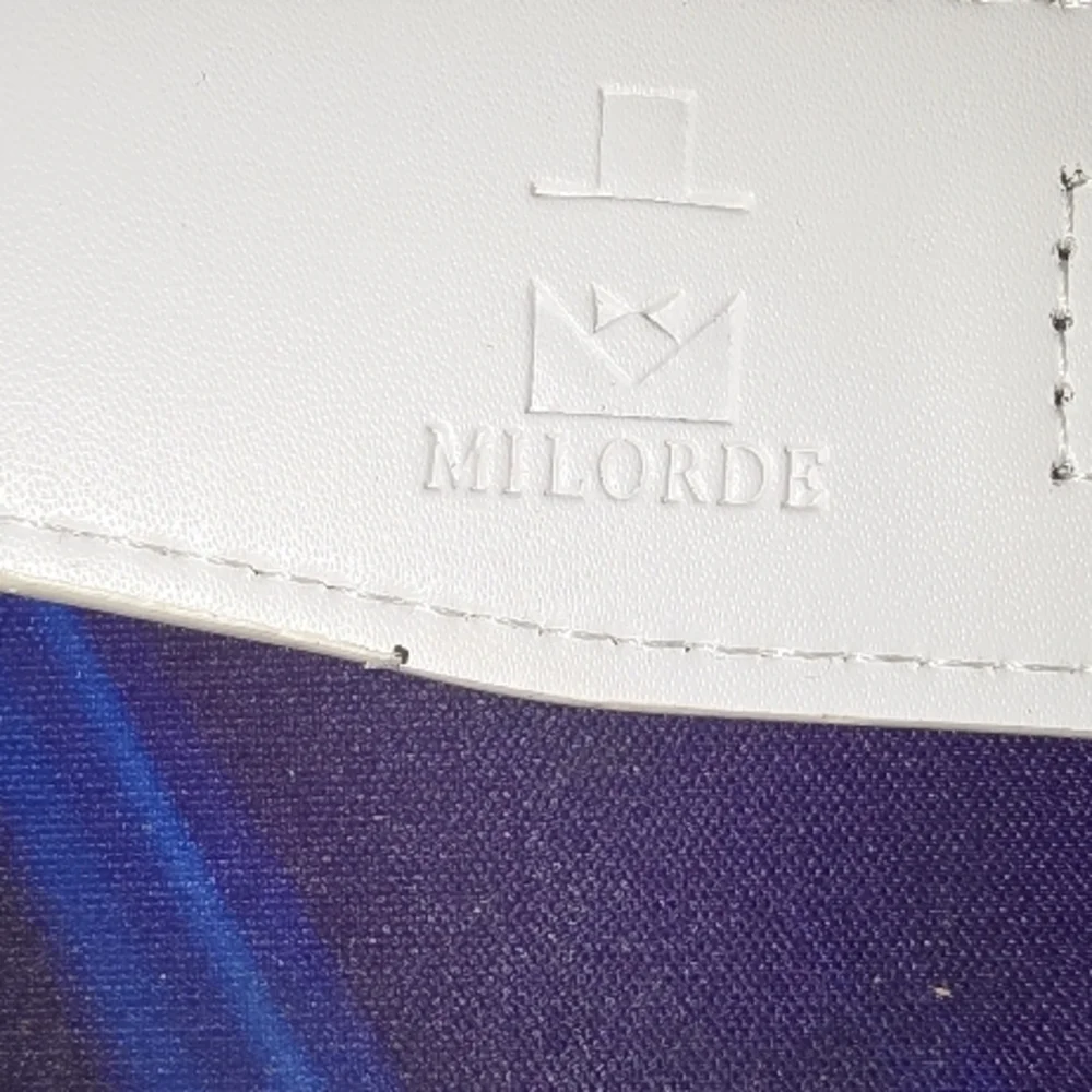 Stylish White Belt with Silver Buckle